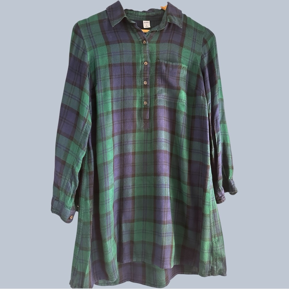 Old Navy Green and Blue Long Plaid Shirt